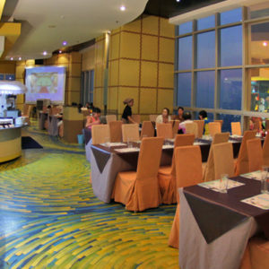 Baiyoke Sky Hotel International Buffet Dinner (Bangkok Balcony Restaurant – 81st Floor)
